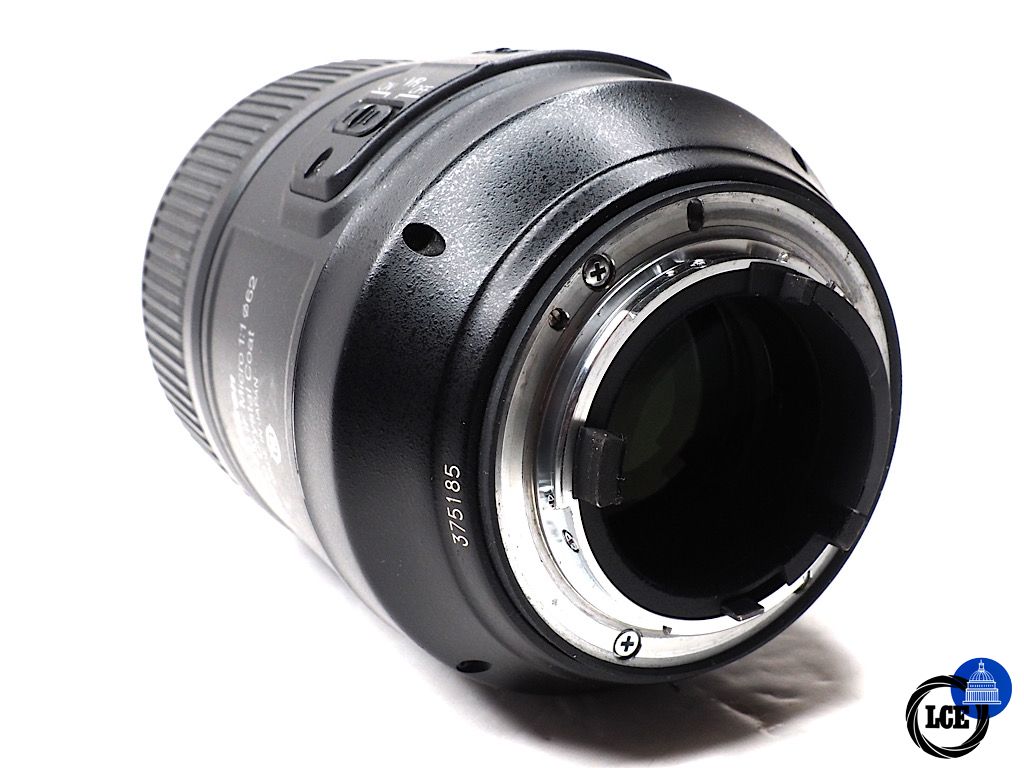 Nikon AF-S 105mm f2.8 VR Macro