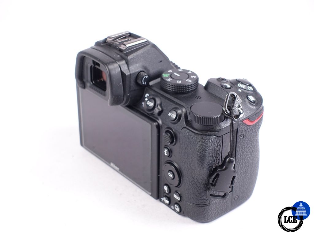 Nikon Z5 Body 20k acc