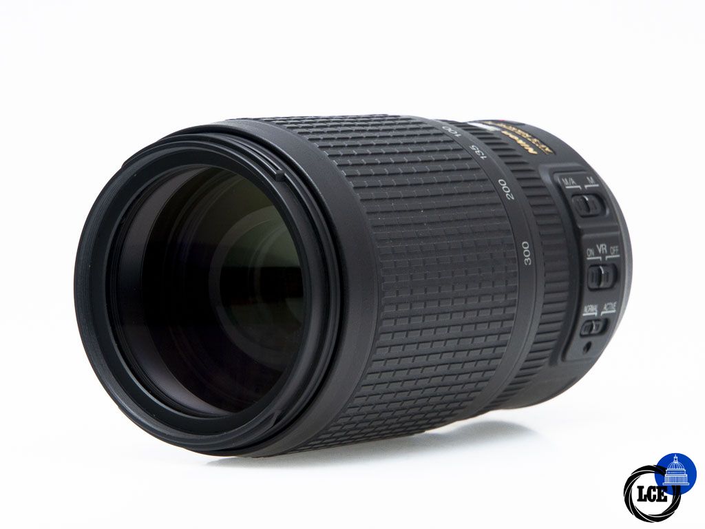 Nikon AF-S 70-300mm f/4.5-5.6 G ED VR