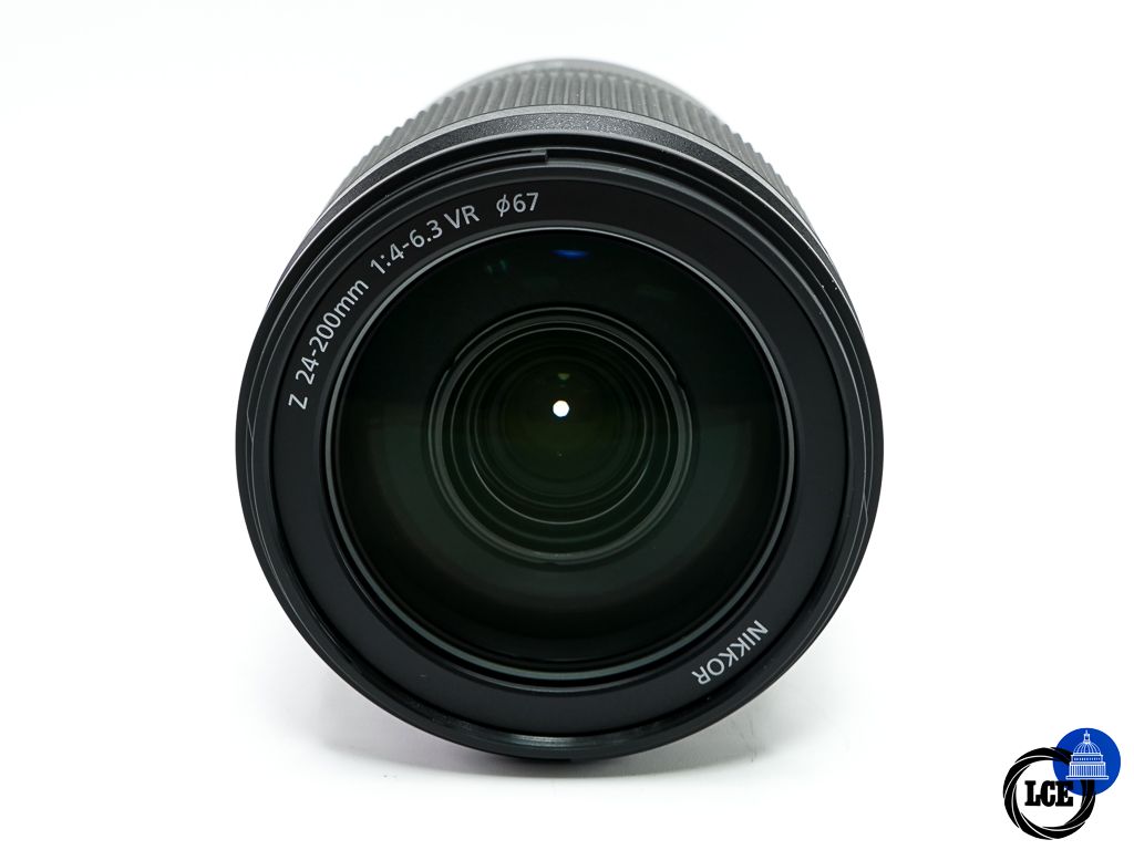 Nikon Z 24-200mm F4-6.3 VR * LIKE NEW *
