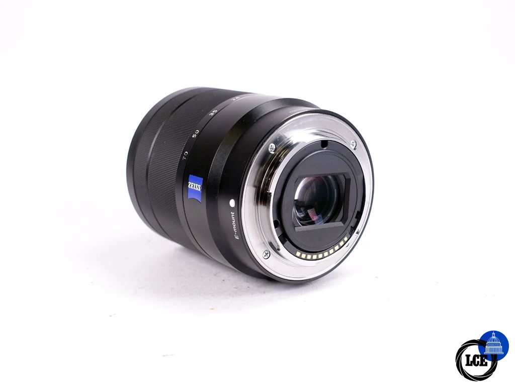 Sony Vario-Tessar 16-70mm f/4