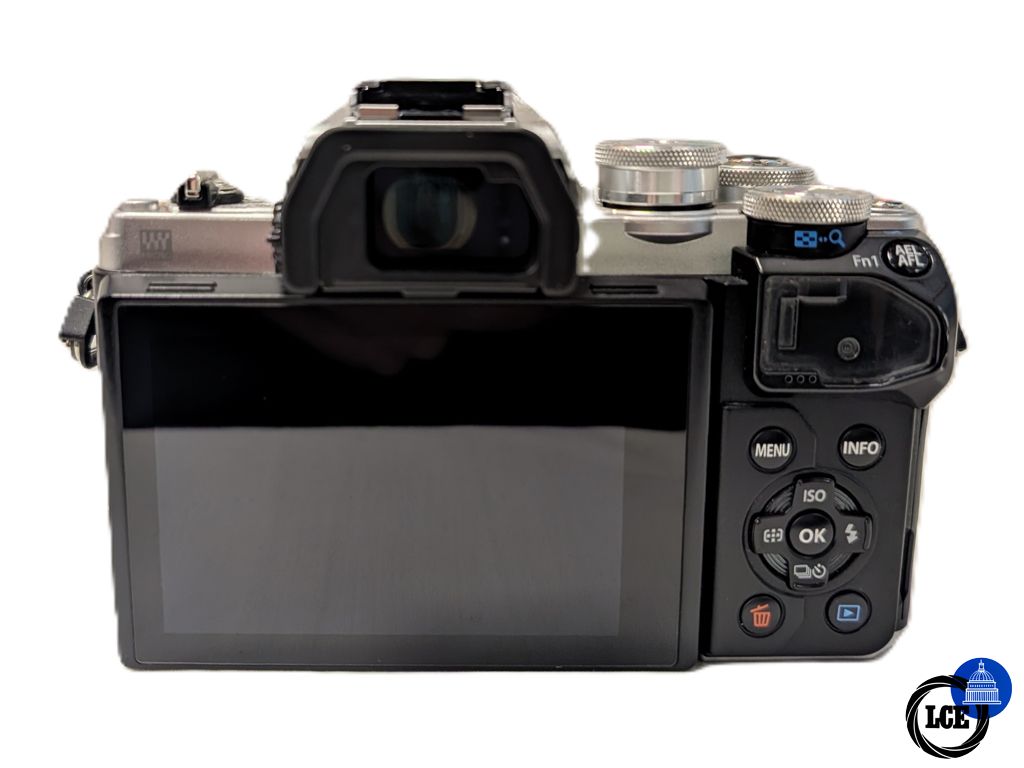 Olympus OM-D E-M10 III Body - 18.7k Shutter Count 