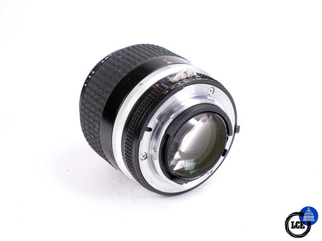 Nikon 35mm f/1.4 AI S