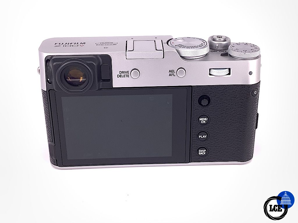 FujiFilm  X100 V