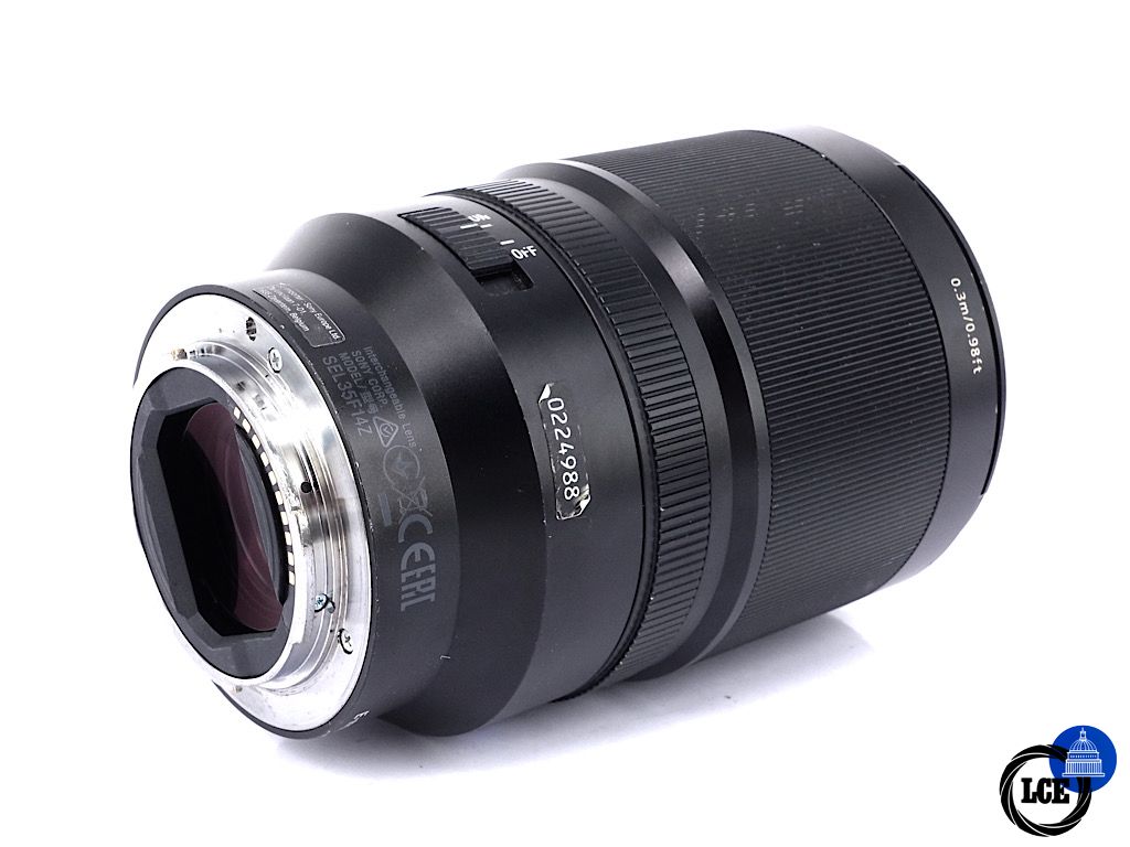 Sony FE 35mm F1.4 Distagon ZA T* | 3*