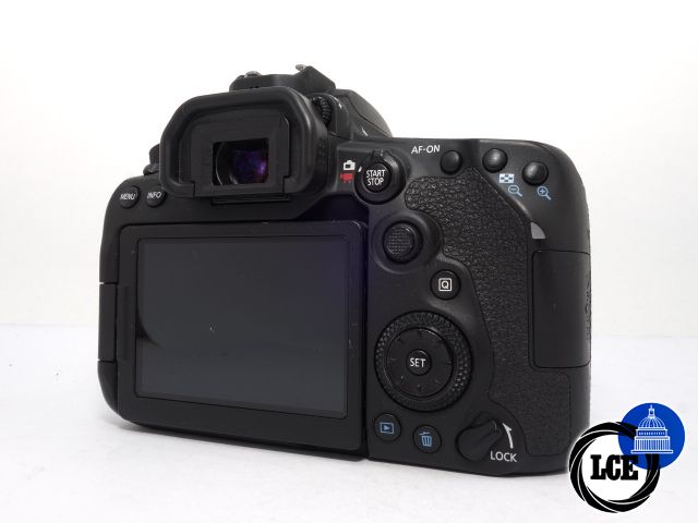 Canon EOS 90D ***only 1500 shots***