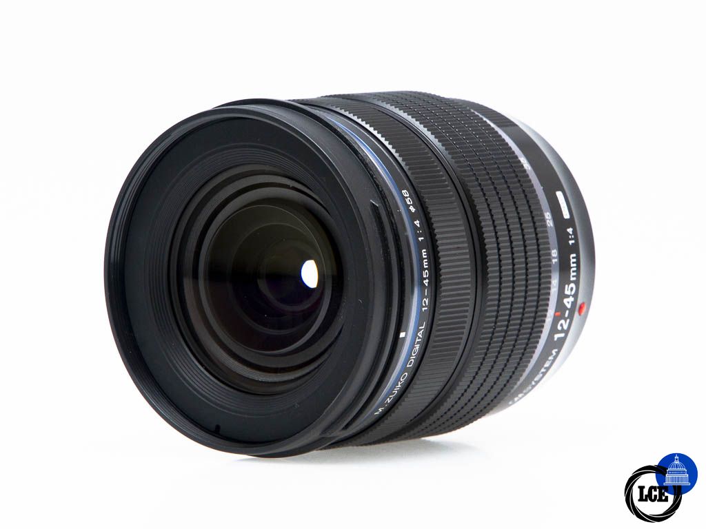 OM SYSTEM 12-45mm f/4 PRO