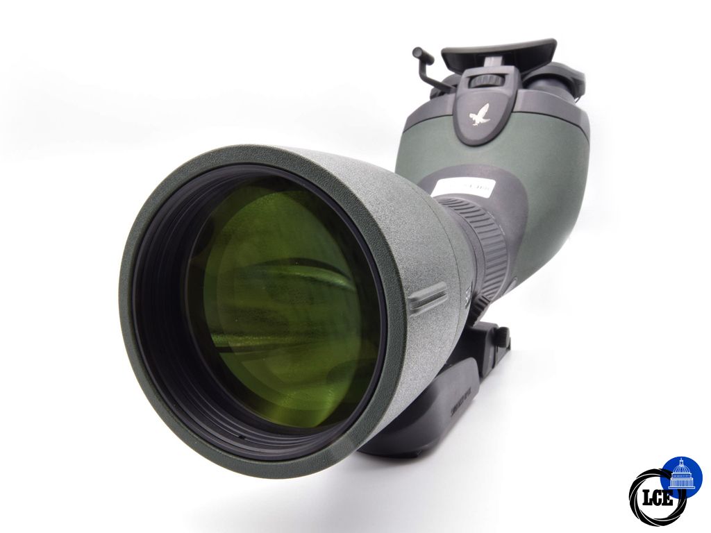 Swarovski BTX with 85mm Objective Spotting Scope plus Balance Rail 