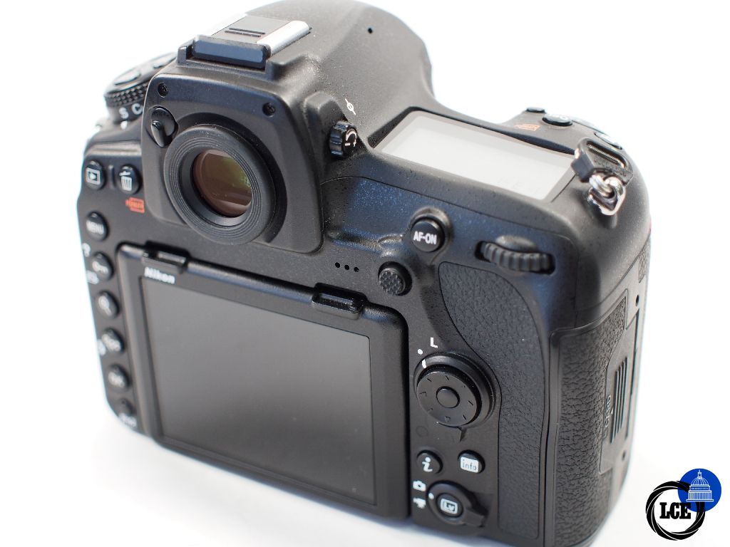 Nikon D850  8k sc