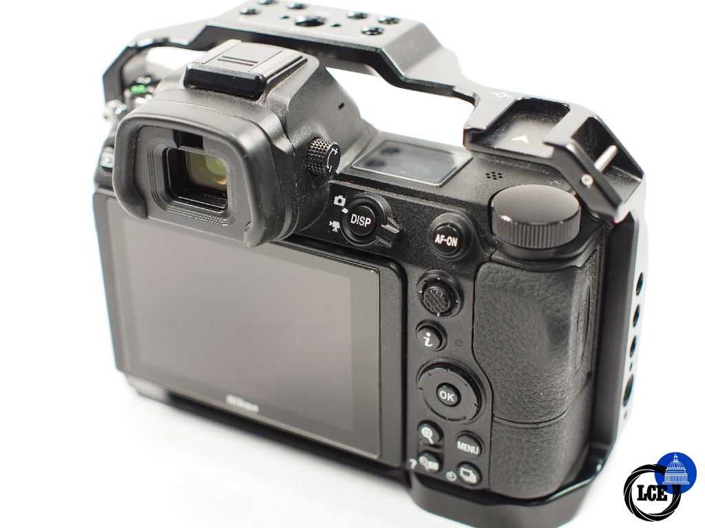 Nikon Z6 Body 5k sc with smallrig cage