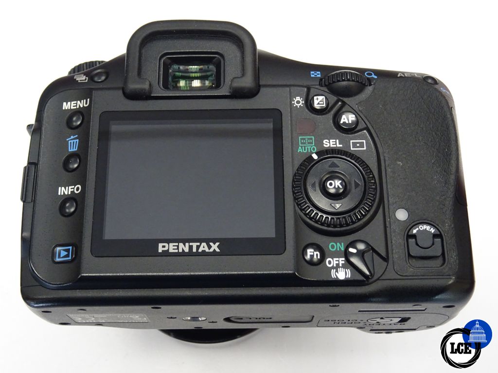 Pentax K10 + 18-55mm Samsung