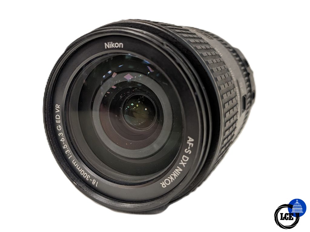 Nikon AF-S 18-300mm F3.5-6.3 DX ED VR 