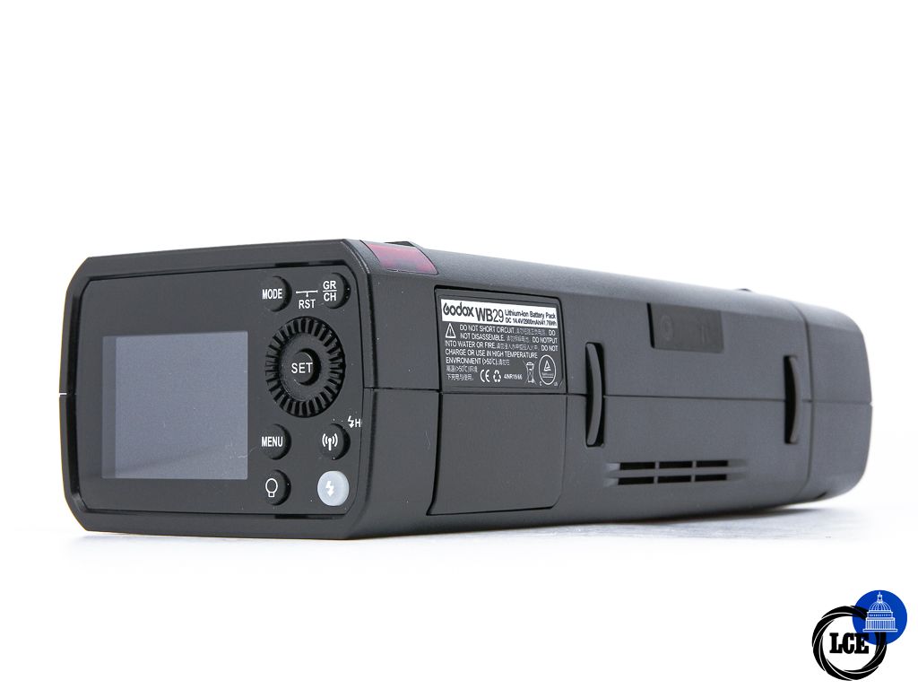 Godox AD200 Pro + AD-B2
