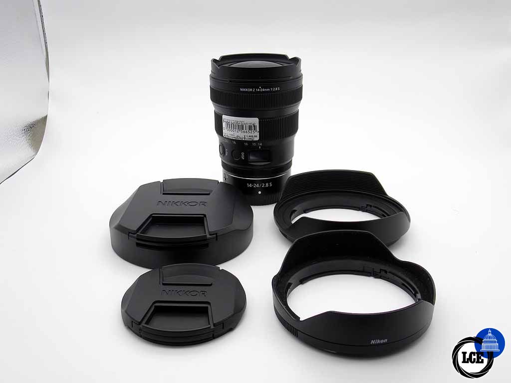 Nikon Z 14-24mm f/2.8 S (inc box, standard & large lens hoods, wrap etc)