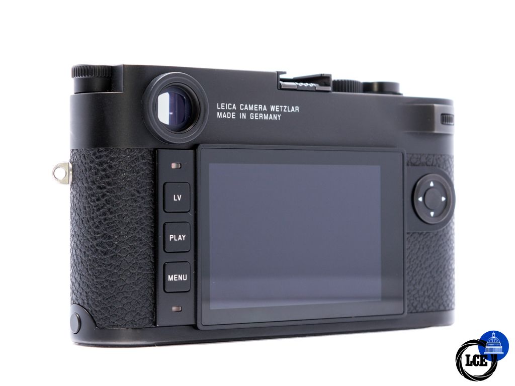 Leica M10-R  Black-Chrome + Leica Hand Grip *Boxed*