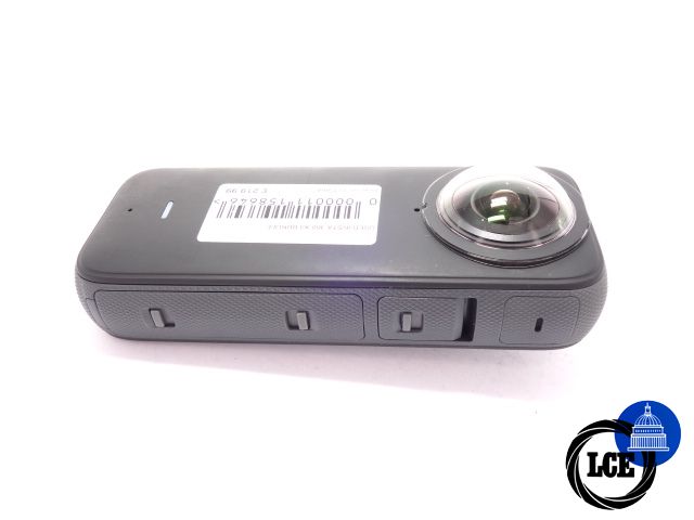 Insta360 x3 bundle