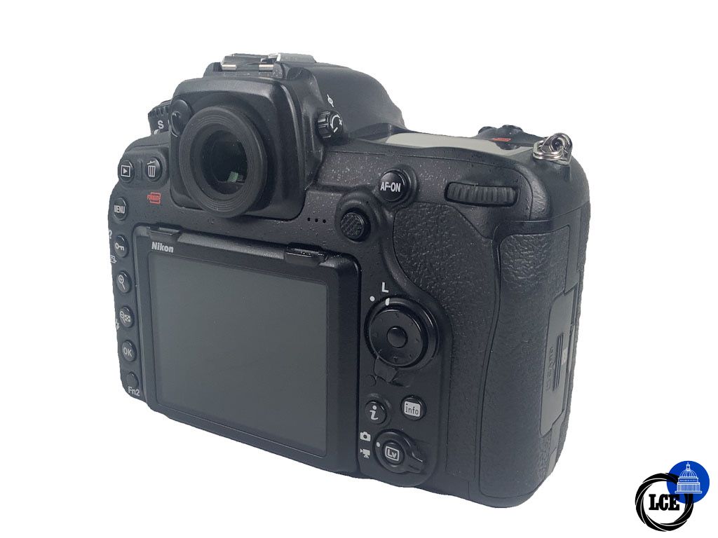 Nikon D500