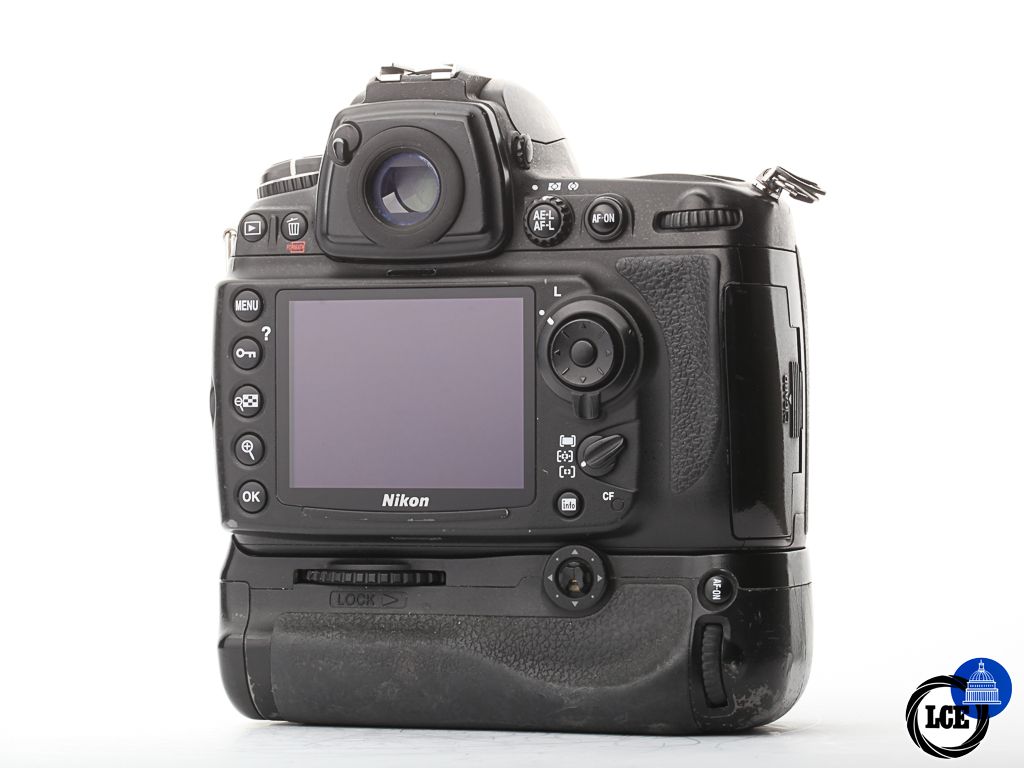 Nikon D700 + MB-D10 Grip | 10114081