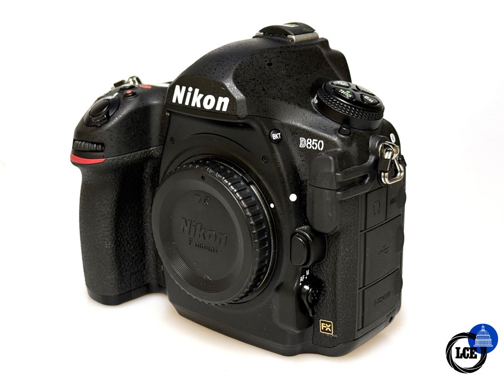 Nikon D850 