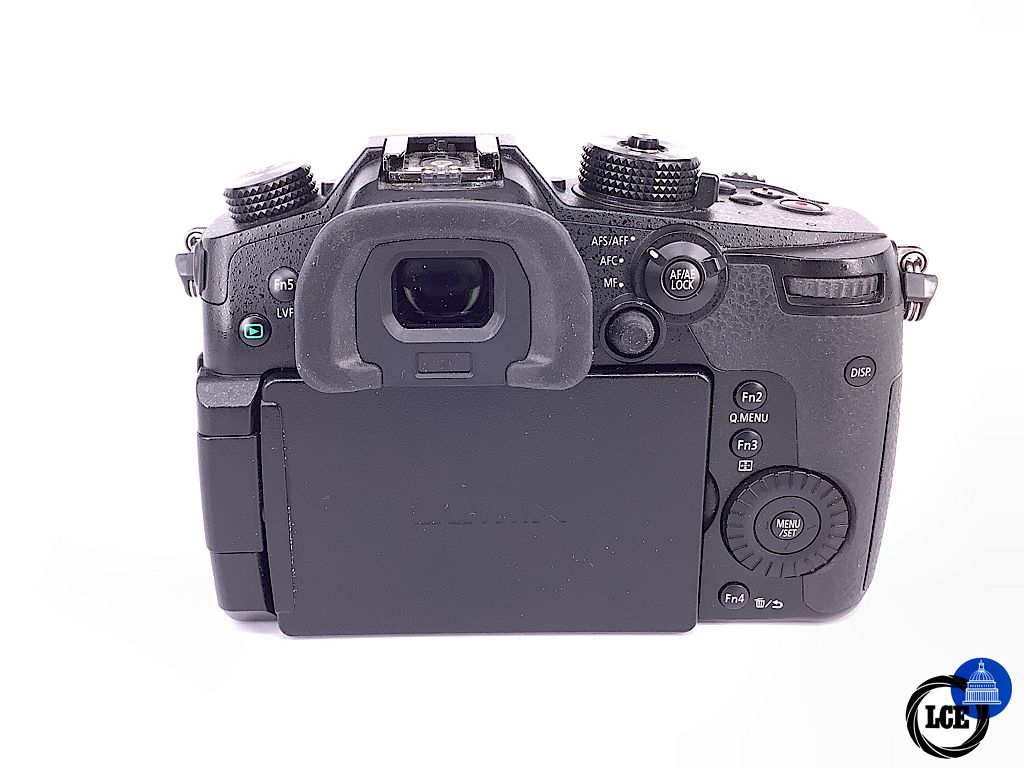 Panasonic GH5 body