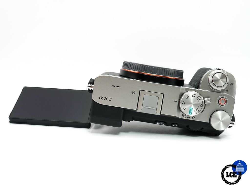 Sony A7C II Silver Body * MINT, BOXED & VERY LOW SHUTTER COUNT *
