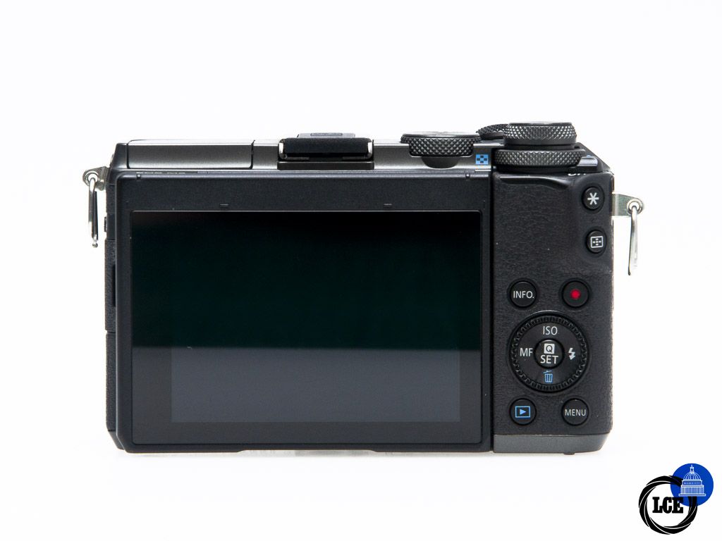 Canon EOS M6 + 22mm f/2 STM
