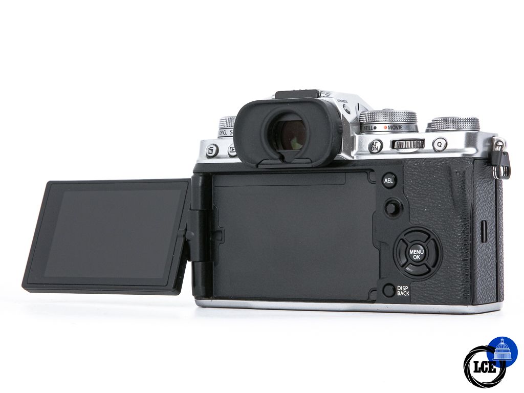 FujiFilm X-T4 Body **Boxed**