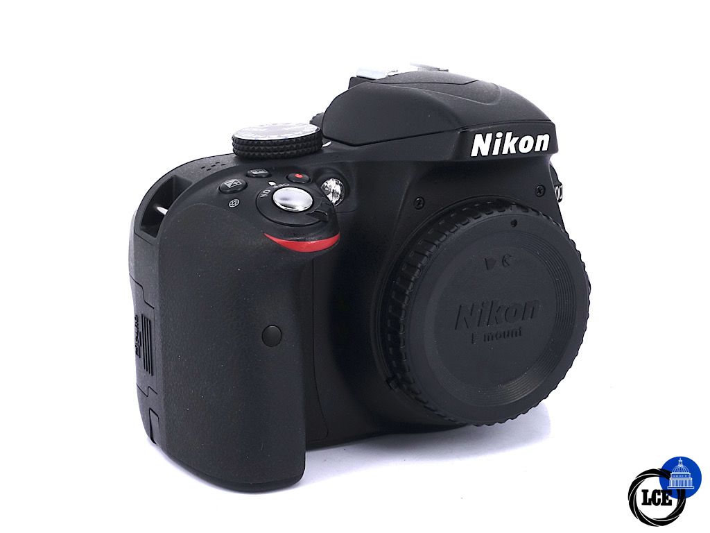 Nikon D3300 Body | 4*