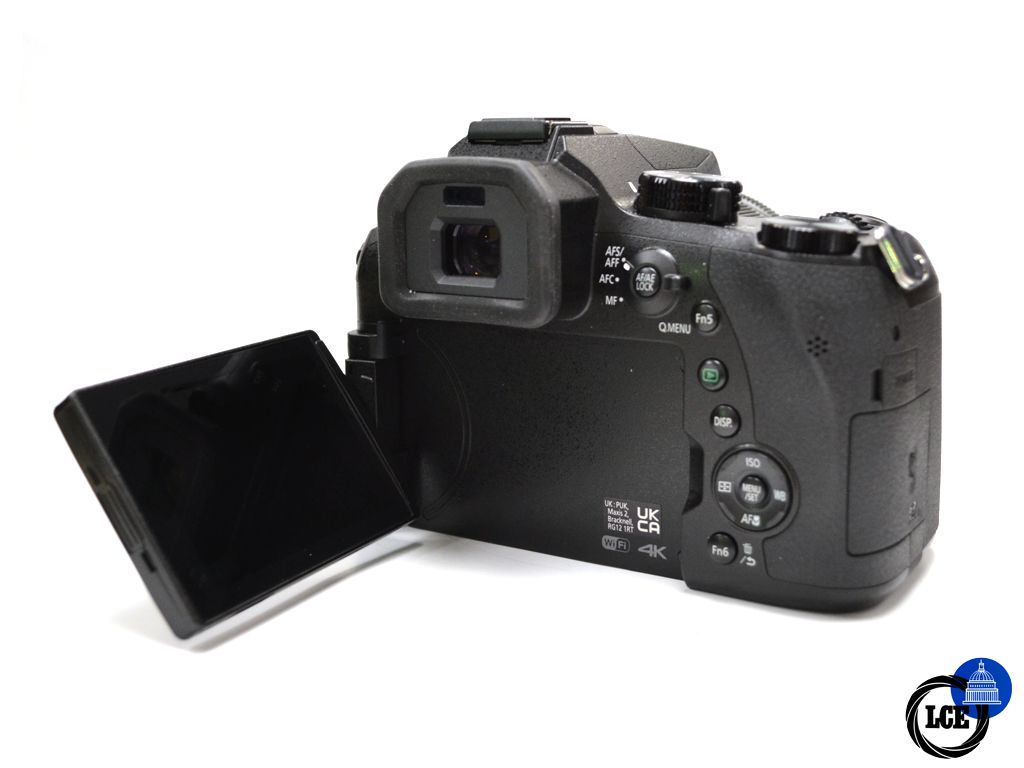 Panasonic FZ2000 Bridge Camera