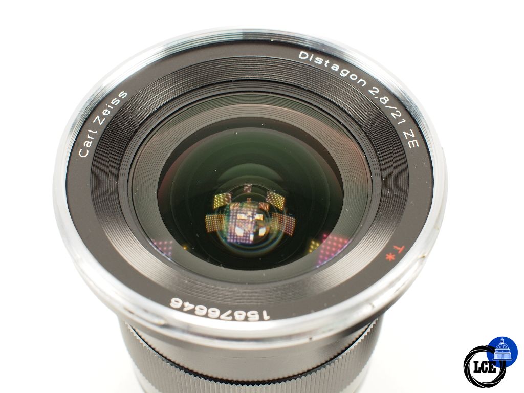Zeiss EF 21mm f2.8 Distagon (Manual Focus)