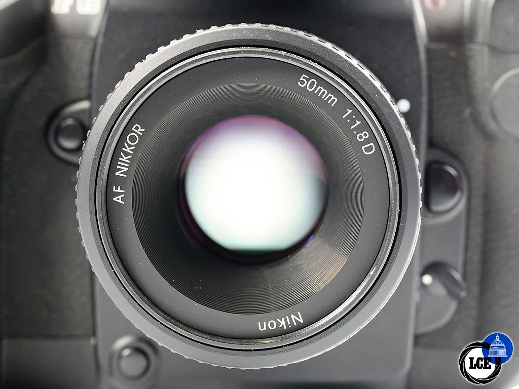 Nikon F6 +50mm f/1.8 | 1276945