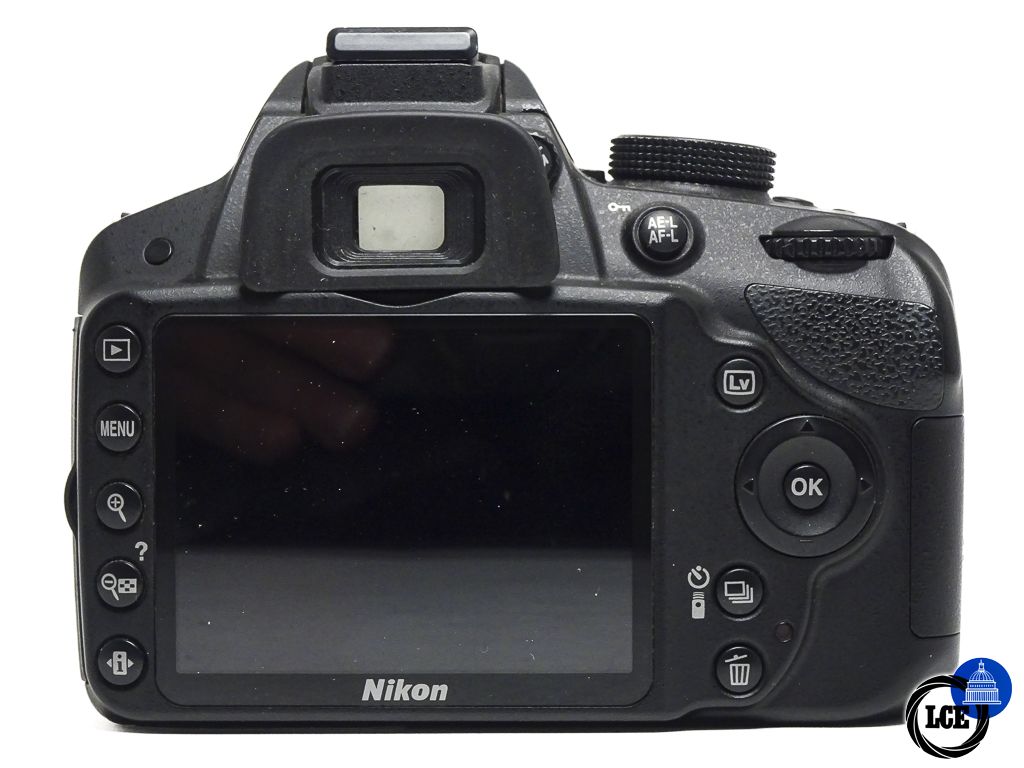 Nikon D3200 + 18-55mm f/3.5-5.6G VR