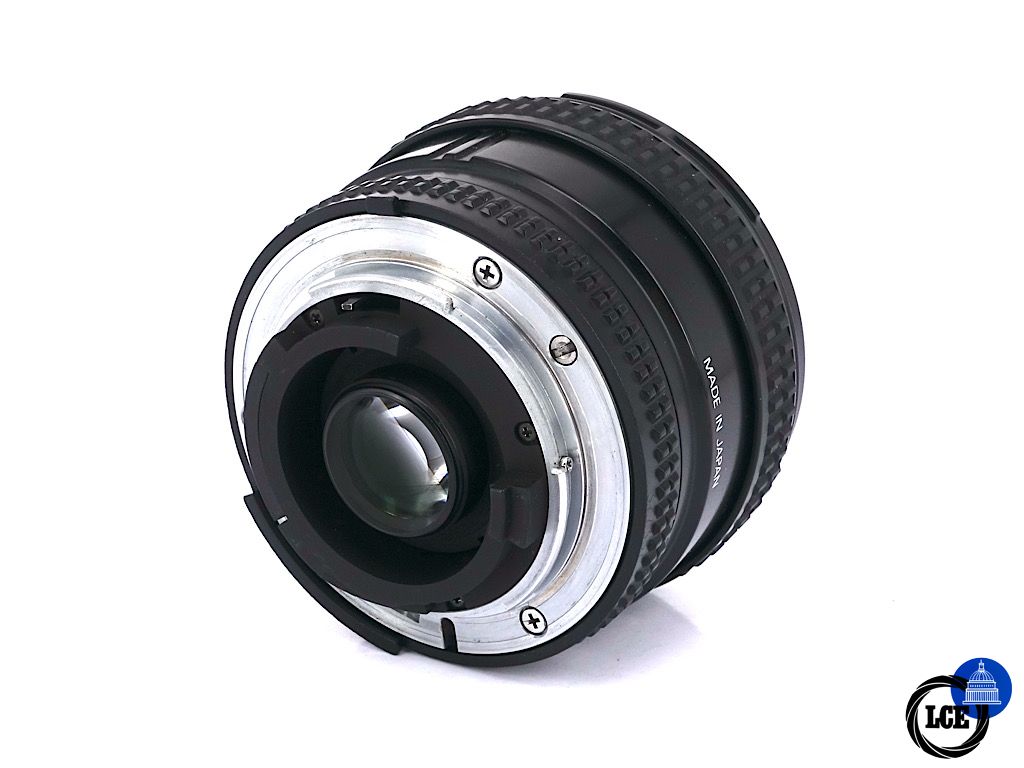 Nikon AF-D 20mm F2.8 | 4*