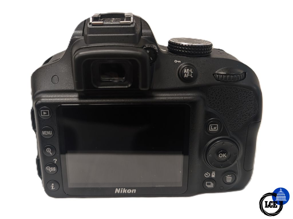 Nikon D3300 + 18-55mm F3.5-5.6 DX - Low 5500 Shutter Count! 