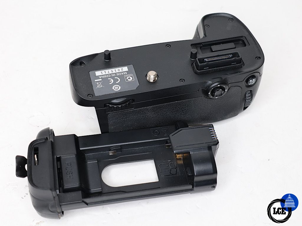 Nikon MB-D15