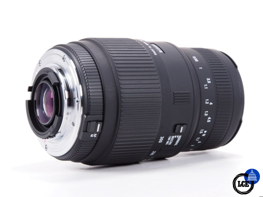 Sigma 70-300mm F4-5.6 DG, Nikon F