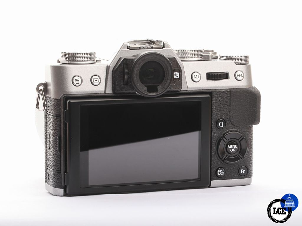 FujiFilm X-T10 + 16-50mm f/3.5-5.6 OIS II [4*] | 10114205