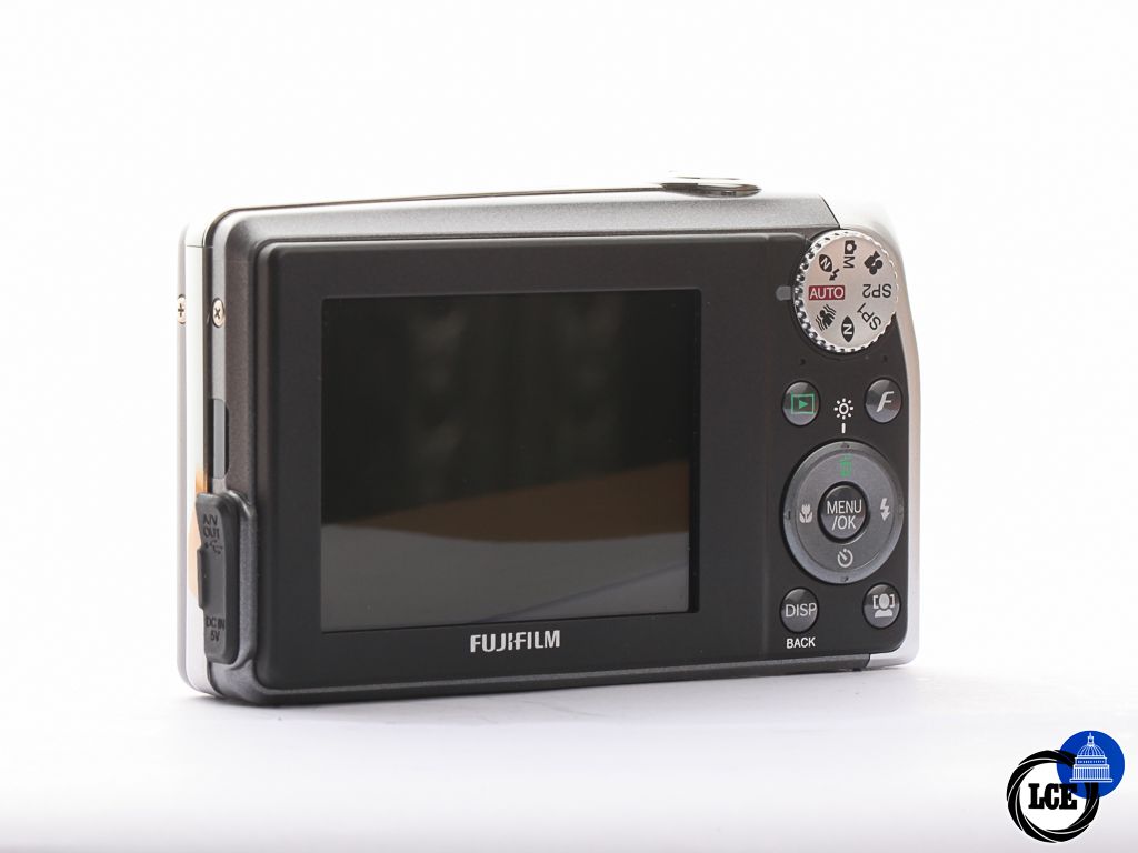 FujiFilm Finepix F40 fd [4*] | 10114230