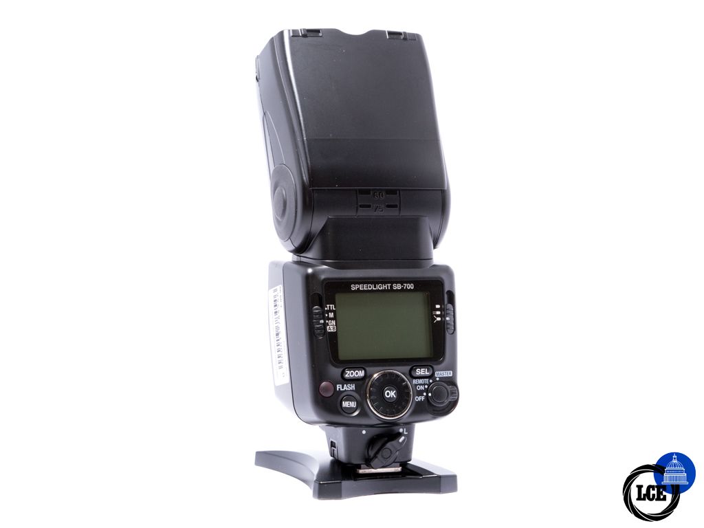 Nikon Speedlight SB-700 flash *Boxed*