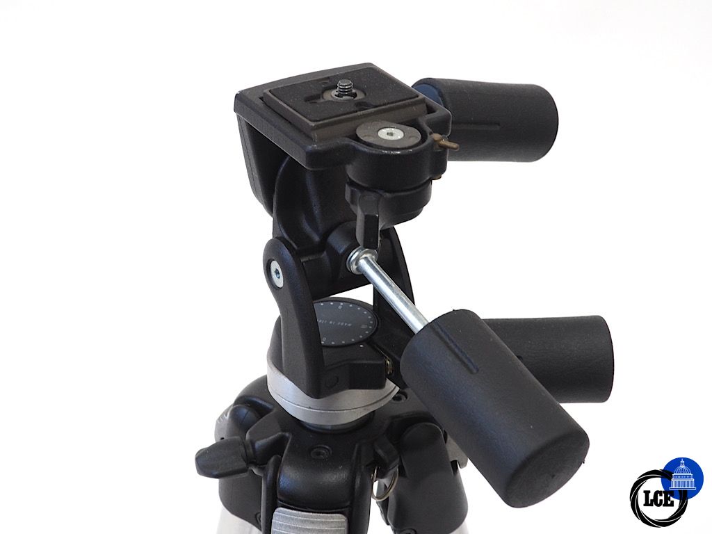 Manfrotto 055 + 141 RC