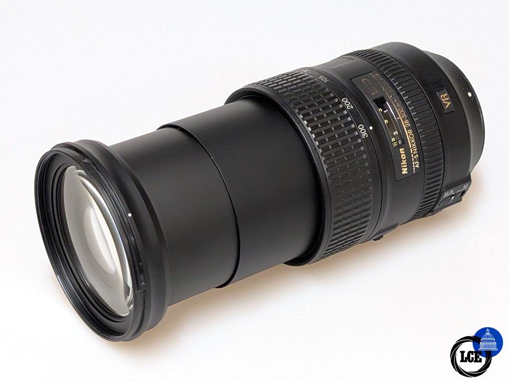 Nikon AF-S 28-300mm F3.5-5.6G ED VR FX 