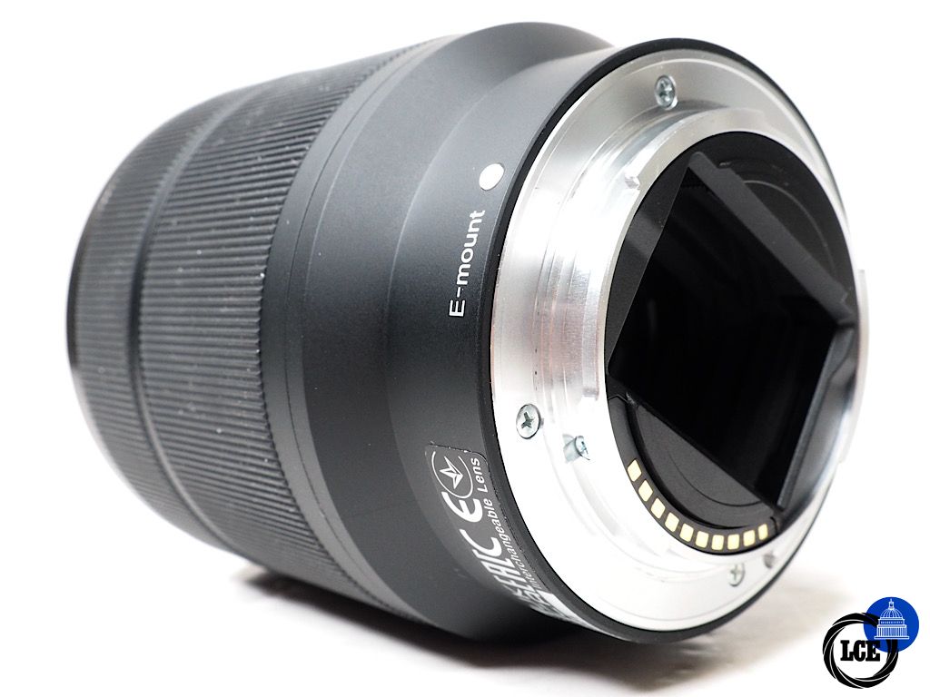 Sony FE 28-70mm f3.5-5.6 OSS