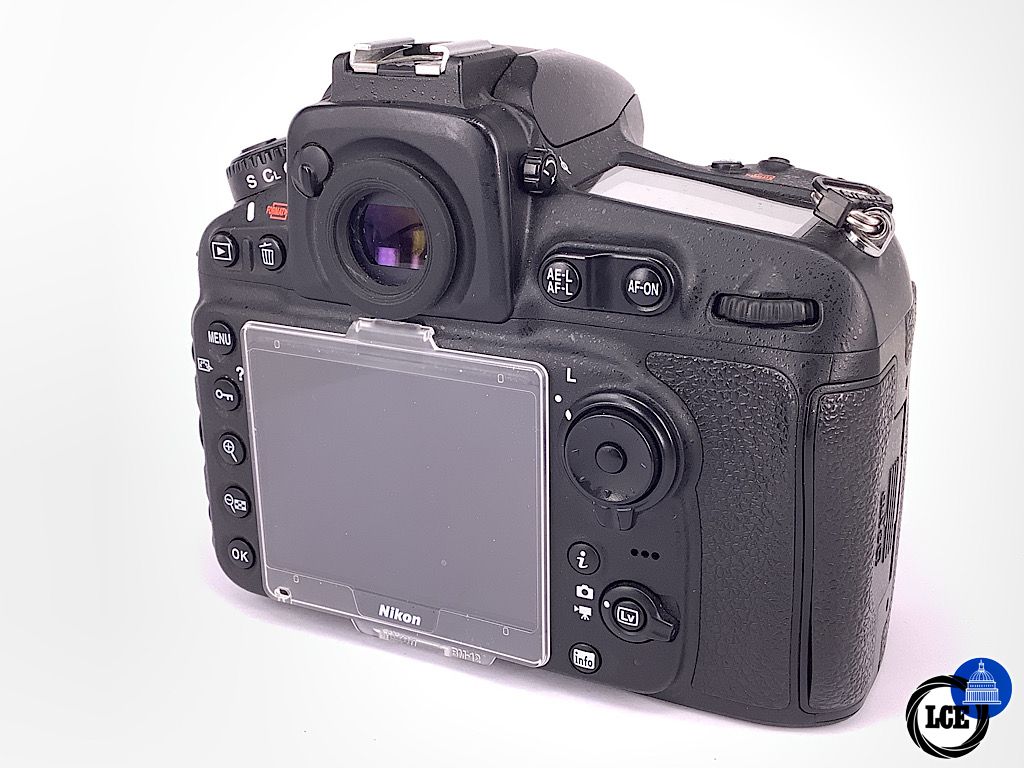 Nikon D810 body ( 29k shutter count )