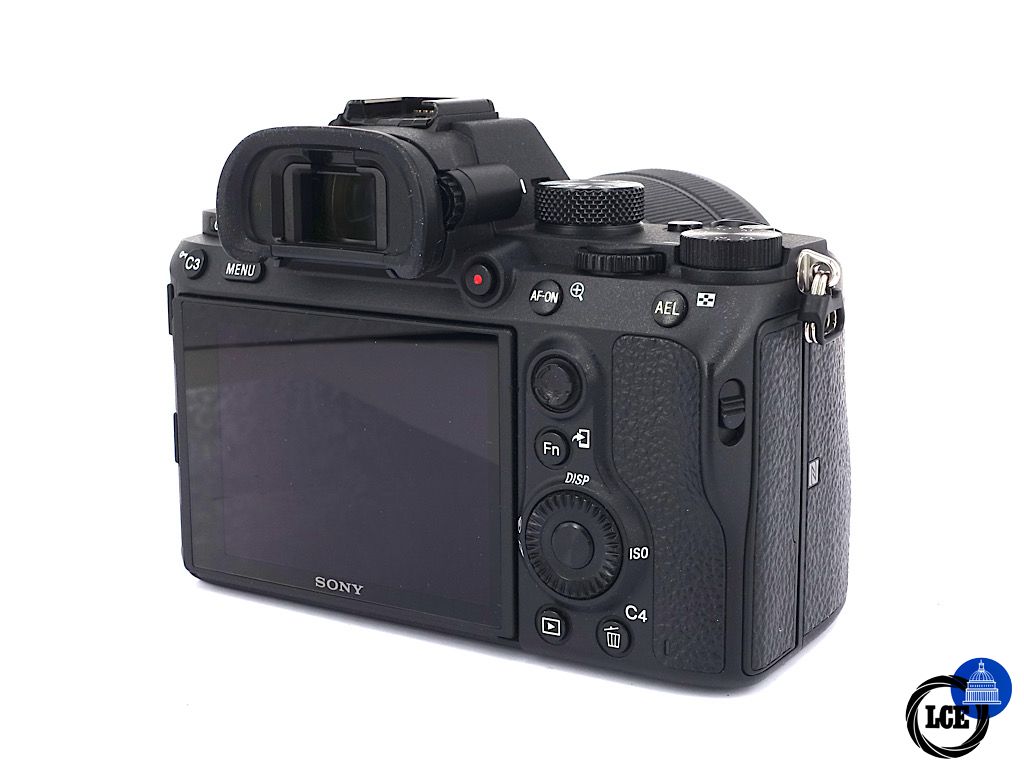 Sony A7 III + 28-70mm F3.5-5.6 OSS - Boxed | 4*