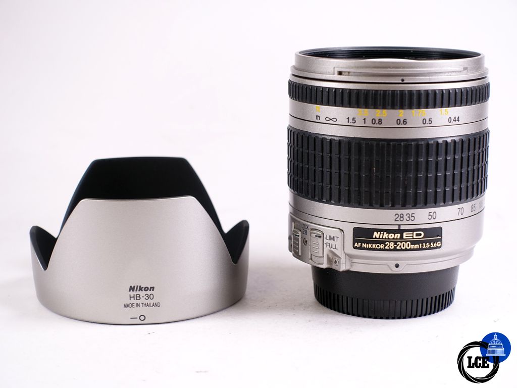 Nikon Nikkor 28-200mm f/3.5-5.6