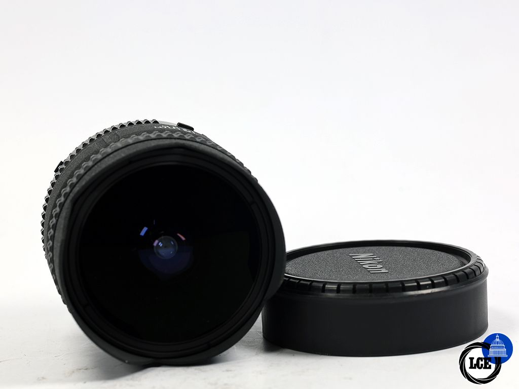 Nikon AF 16mm f/2.8 D FISHEYE