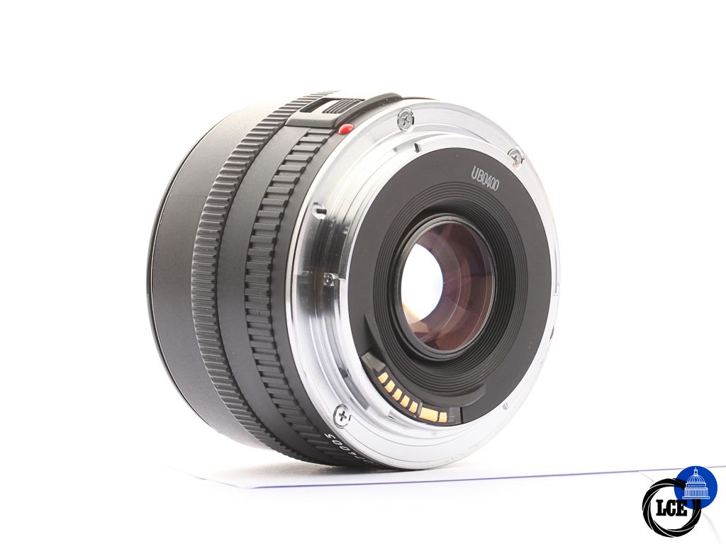 Canon EF 50mm f/1.8 [4*] | 10114306