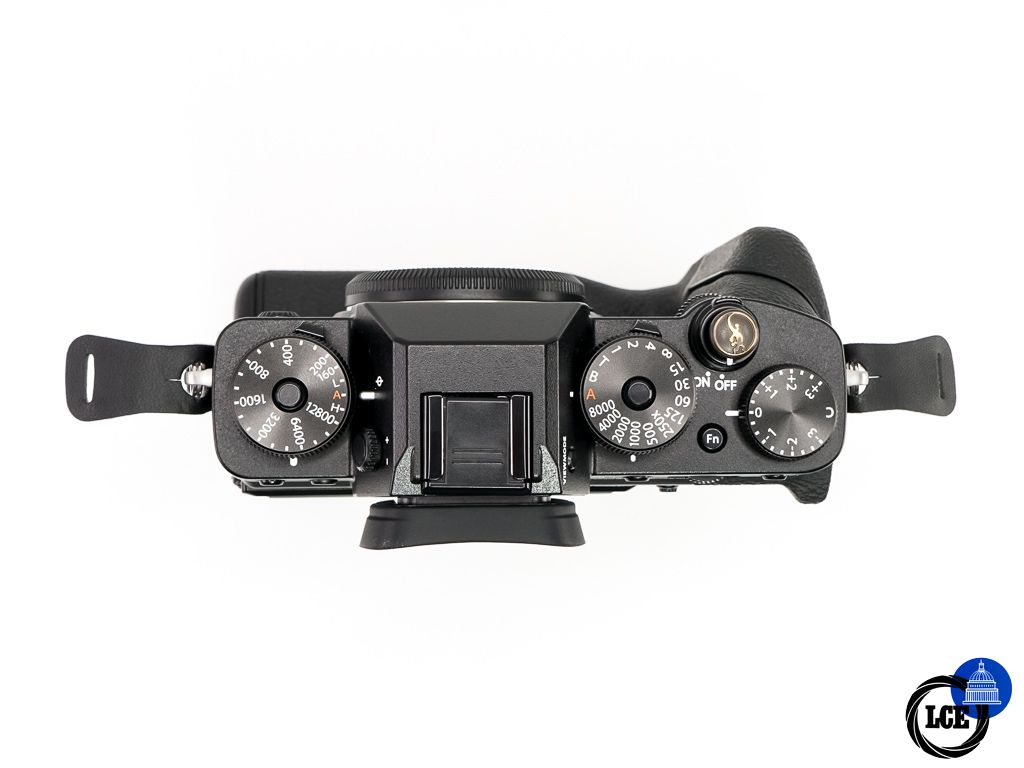 FujiFilm X-T3 + VG-XT3 Battery Grip * BOXED *