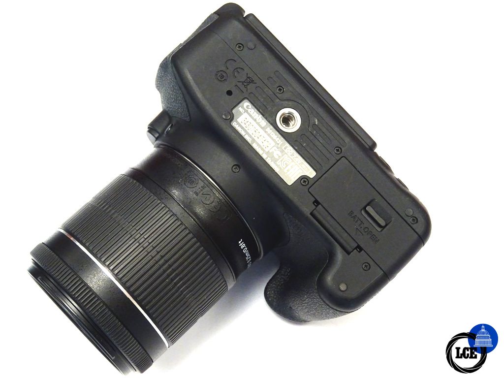 Canon EOS 700D + 18-55mm