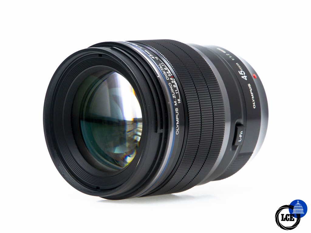 Olympus 45mm f/1.2 PRO 